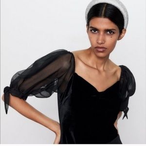 Zara puff sleeve velvet bodysuit